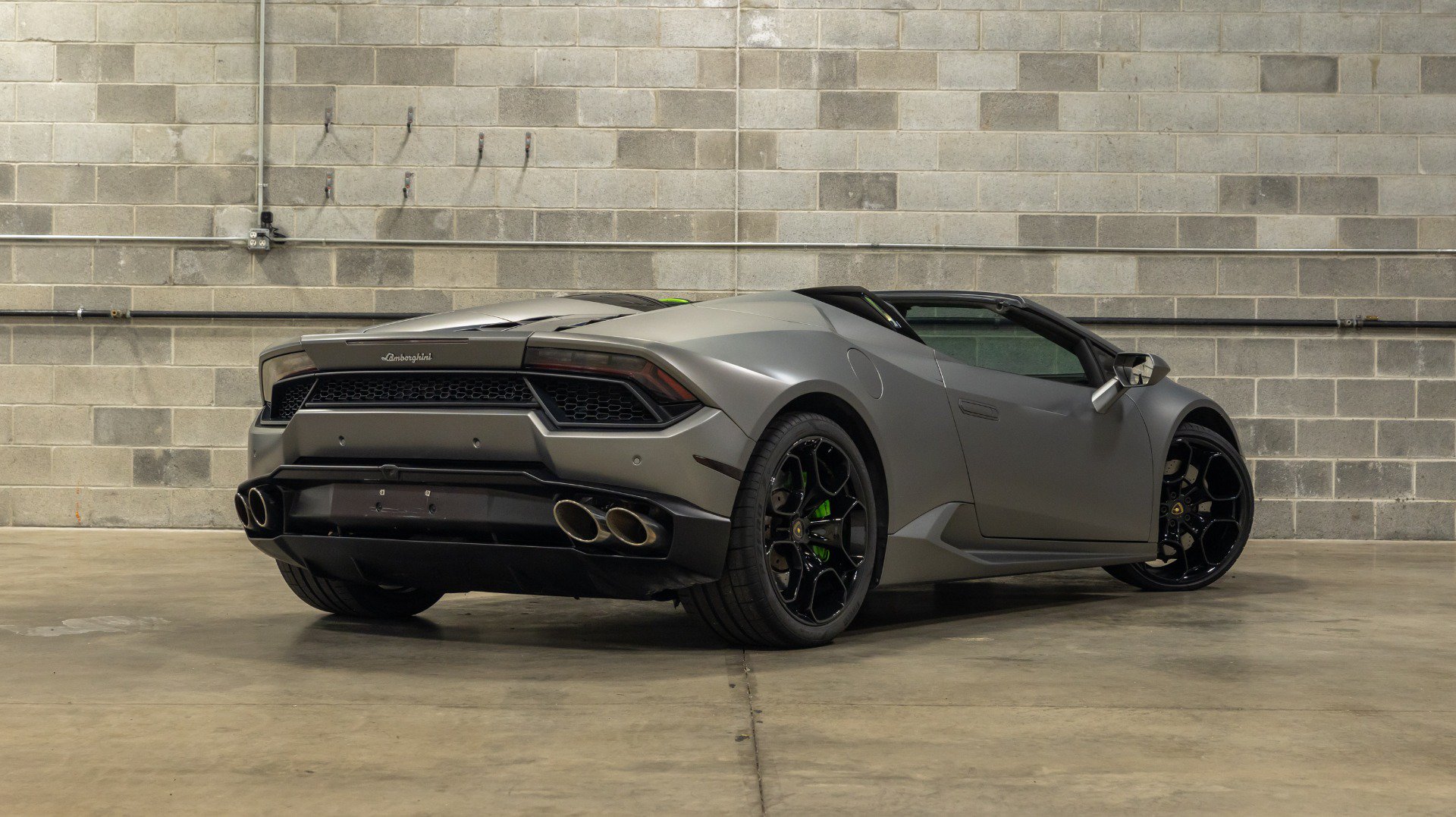 Used 2017 Lamborghini Huracan LP 580-2 RWD image 13