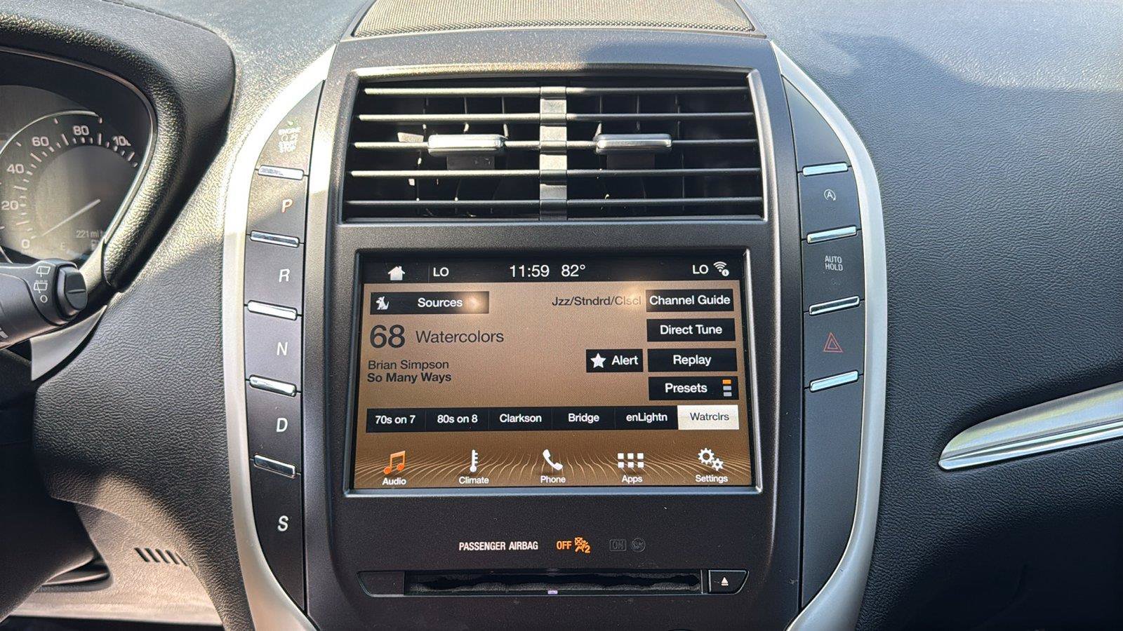 Used 2018 Lincoln MKC Premiere FWD image 16
