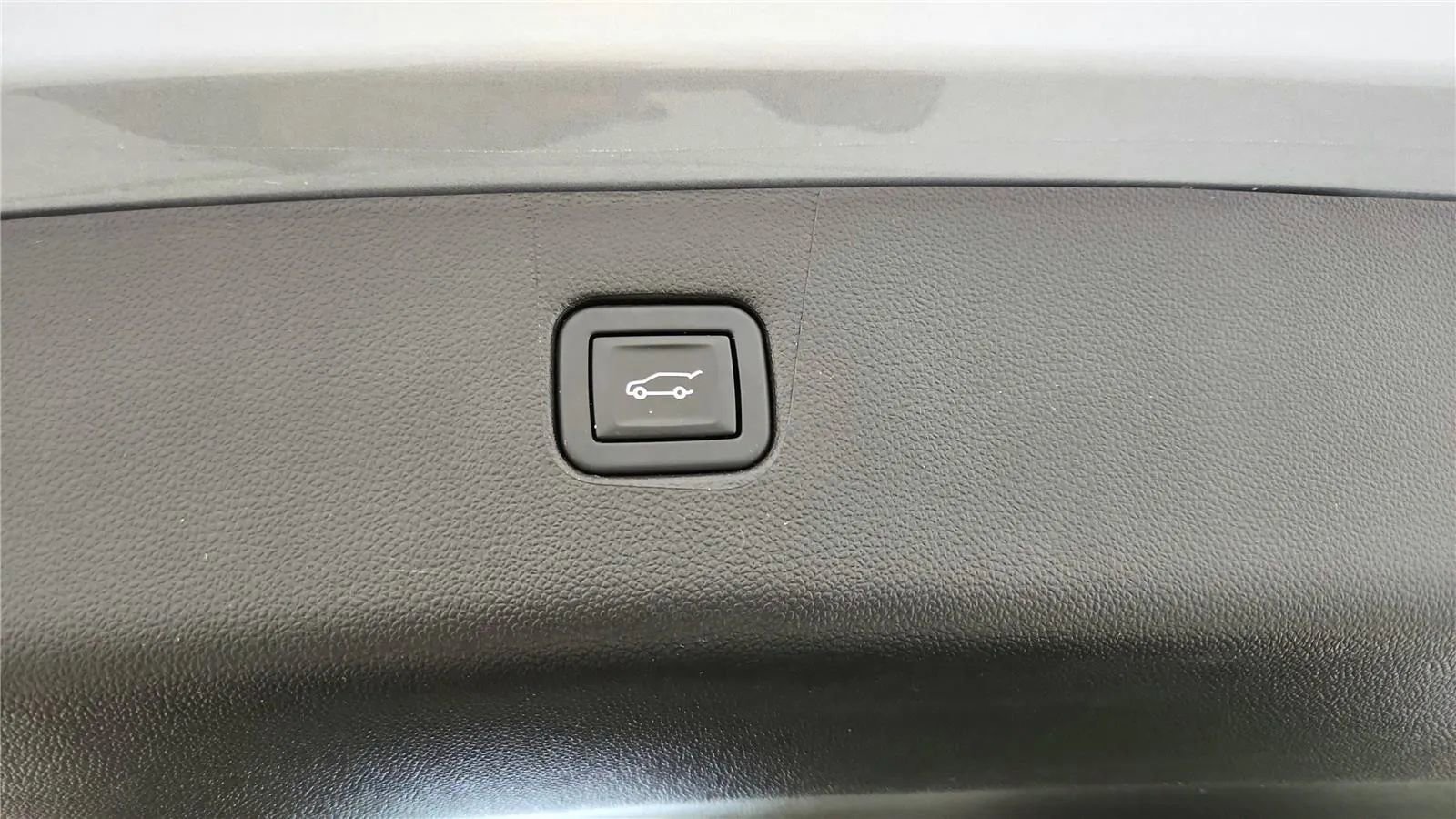 Used 2024 Chevrolet Blazer LT w/ Convenience Package FWD image 35