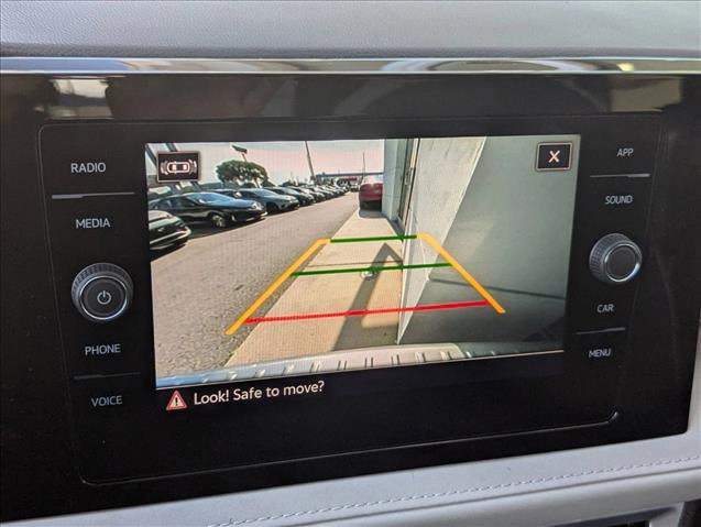 New 2025 Volkswagen Taos SE image 12