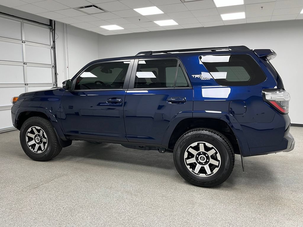 Used 2024 Toyota 4Runner TRD Off-Road Premium w/ Moonroof Package AWD/4WD image 7
