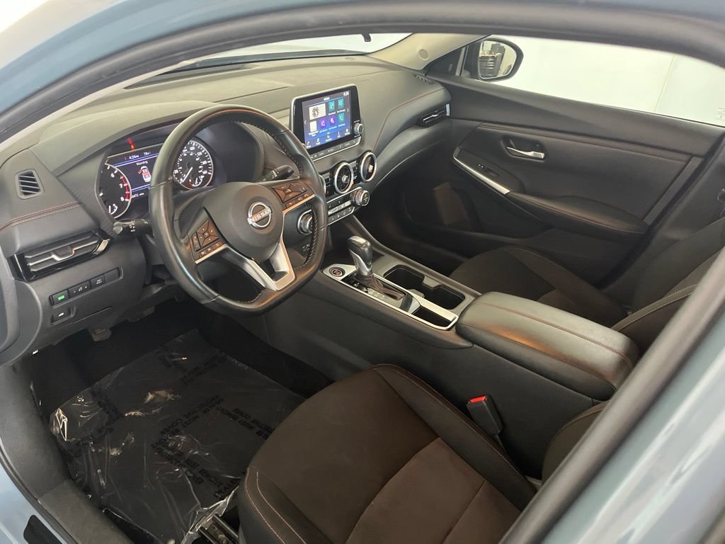 Used 2025 Nissan Sentra SR FWD image 24