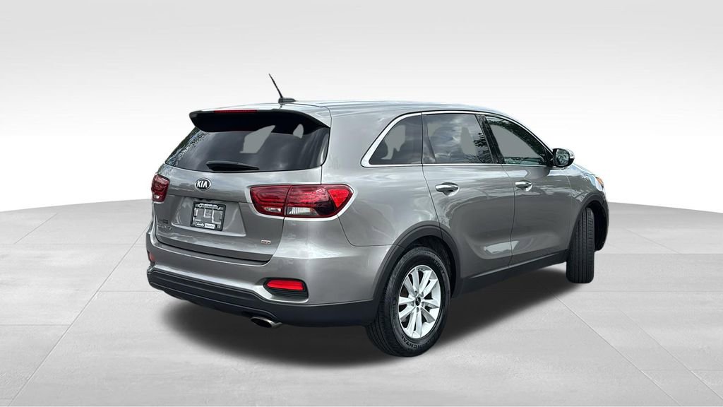 Used 2019 Kia Sorento LX image 7