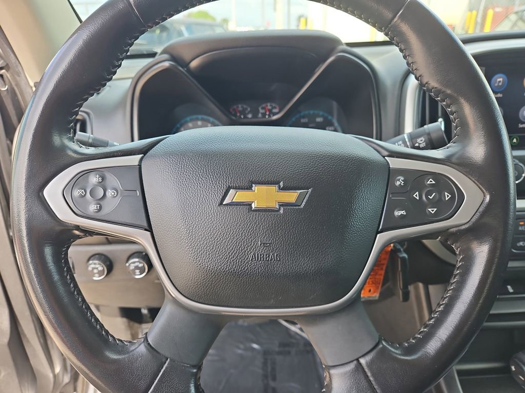 Used 2021 Chevrolet Colorado LT w/ Redline Special Edition image 17