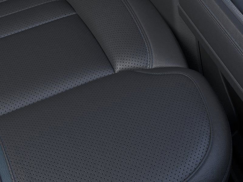 New 2026 Ford F250 Platinum w/ Tremor Off-Road Package image 18