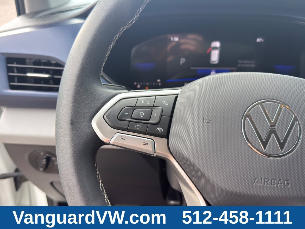 Used 2023 Volkswagen Taos SE FWD image 17