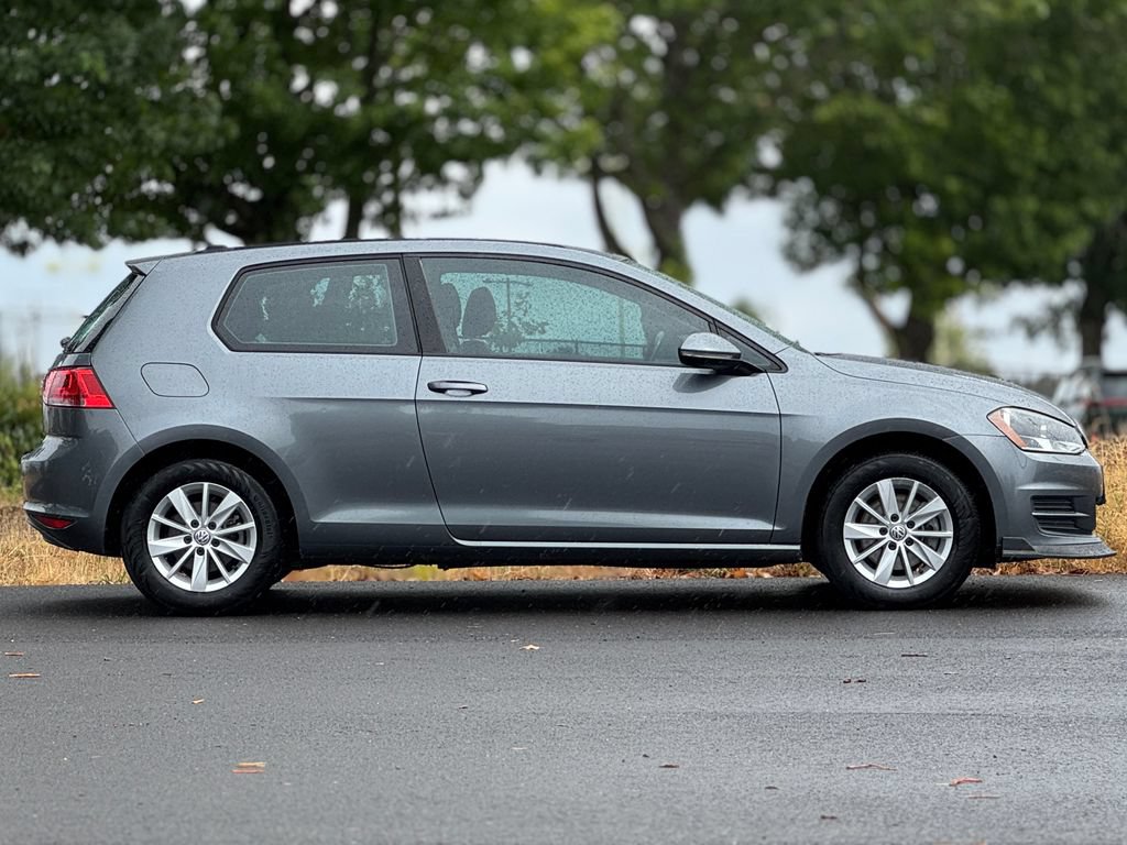 Used 2015 Volkswagen Golf S FWD image 8