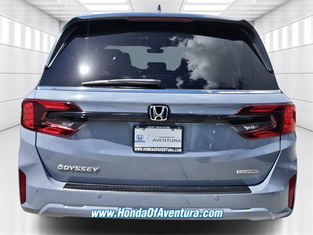 New 2026 Honda Odyssey Touring image 3