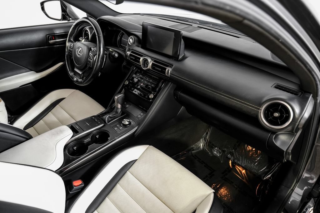 Used 2022 Lexus IS 350 F Sport RWD image 12