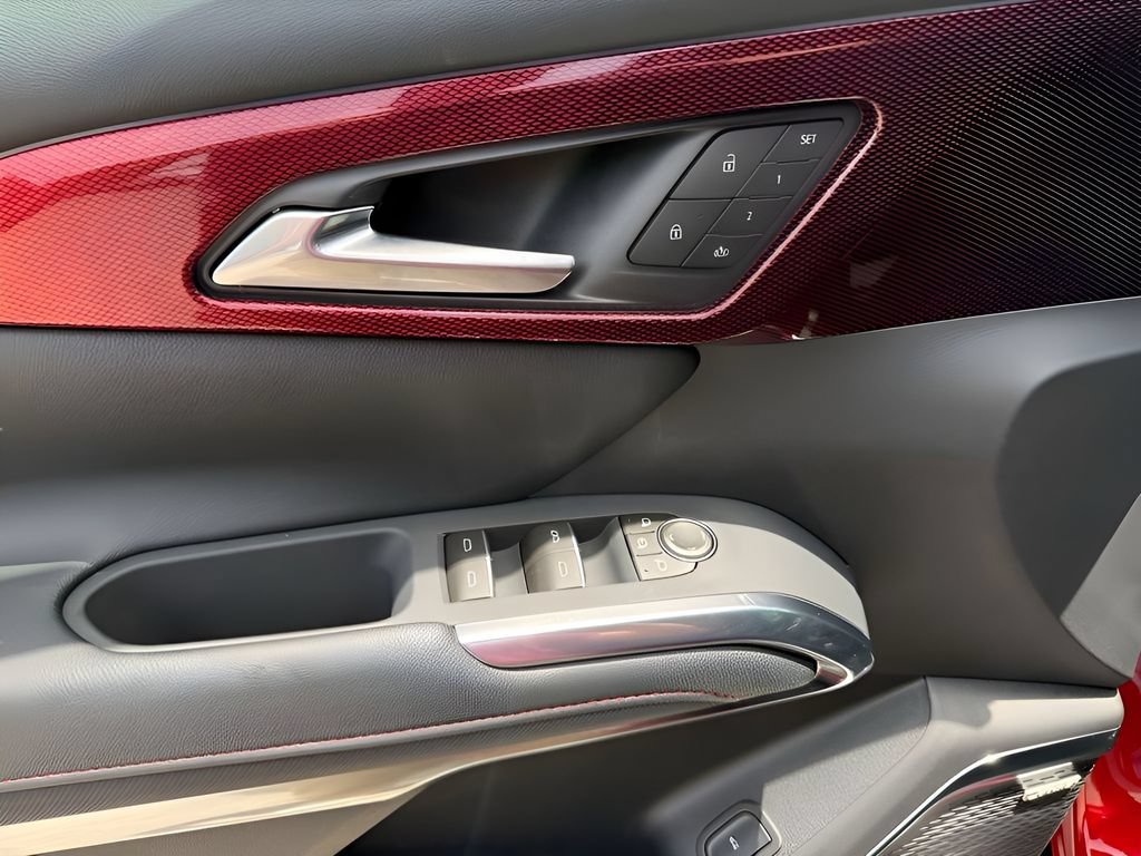 New 2026 Chevrolet Traverse RS AWD/4WD image 12