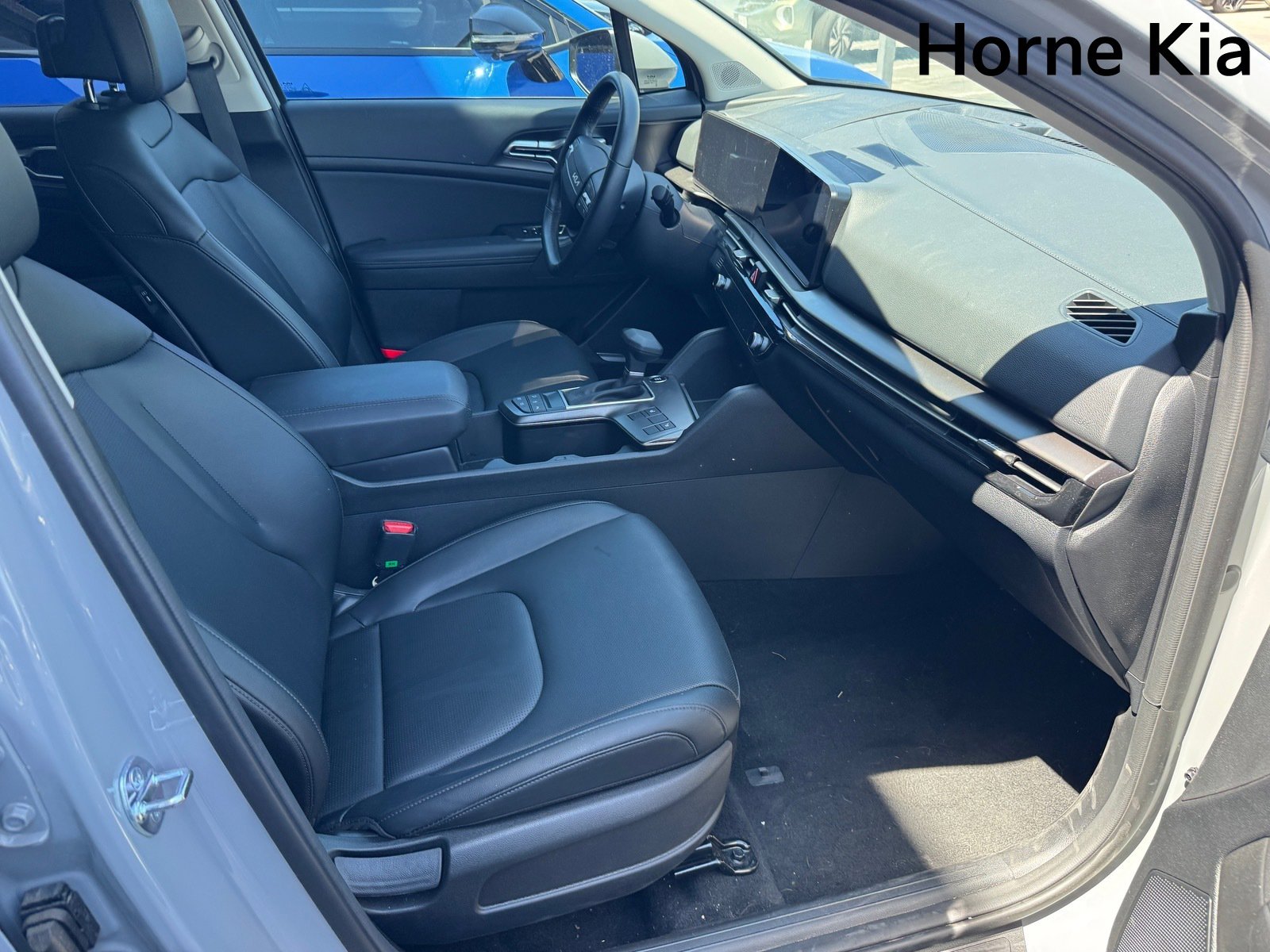 New 2026 Kia Sportage EX w/ EX Panorama Roof Package FWD image 18