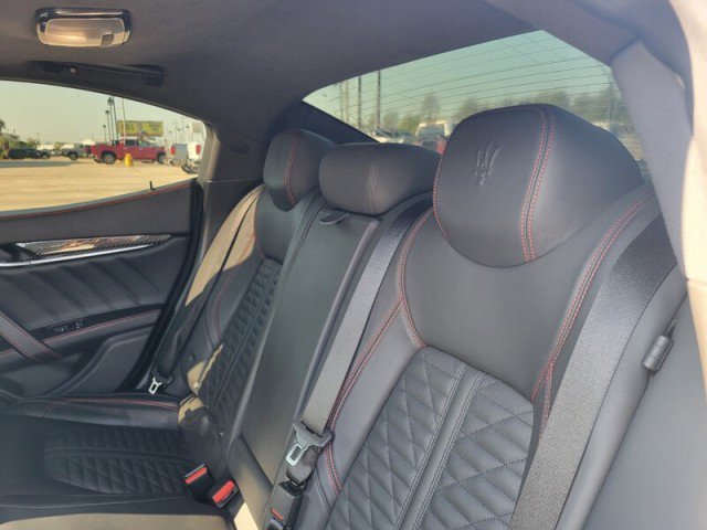 Used 2021 Maserati Ghibli Trofeo image 27