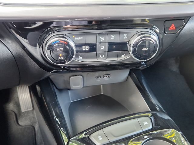 New 2026 Chevrolet Trax ACTIV w/ Driver Confidence Package FWD image 28