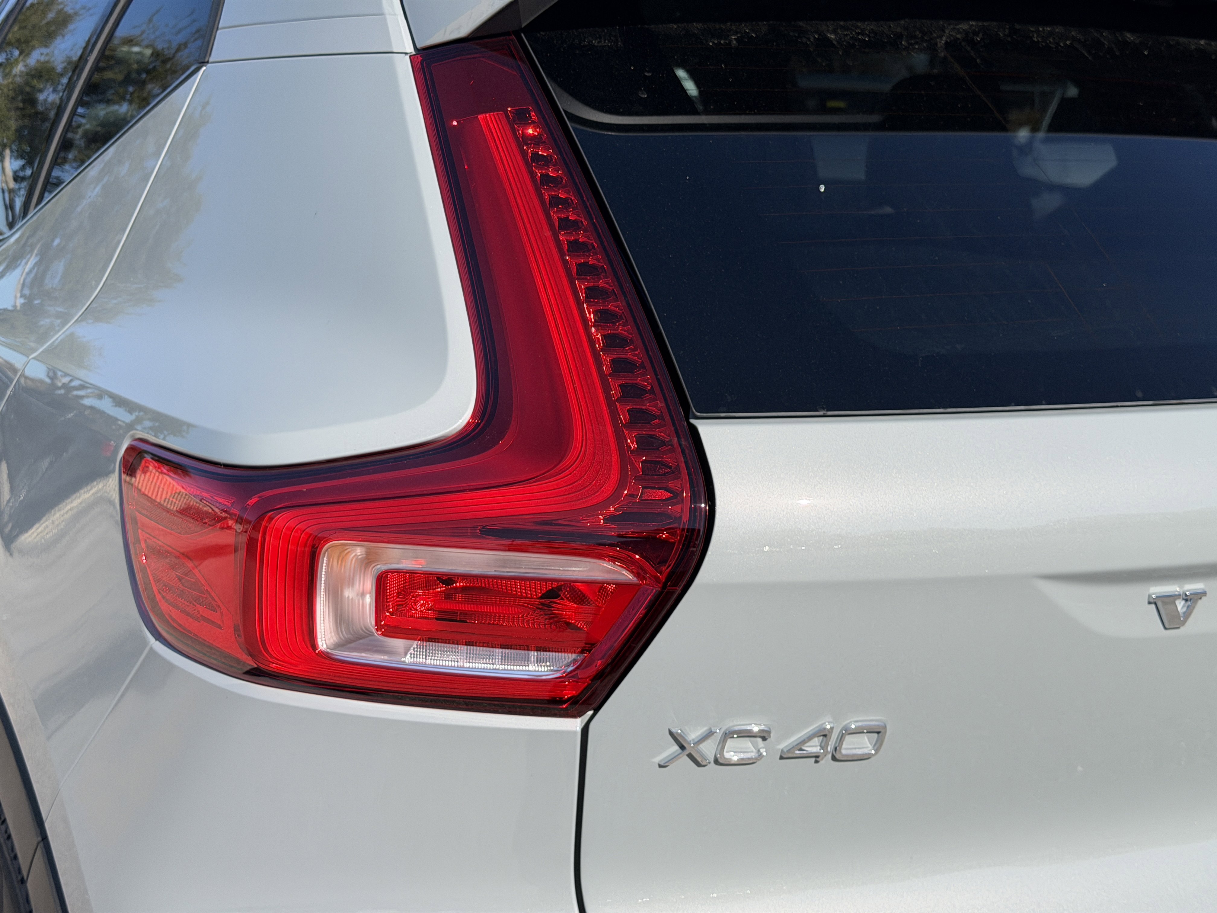 New 2026 Volvo XC40 B5 Plus w/ Climate Package image 9