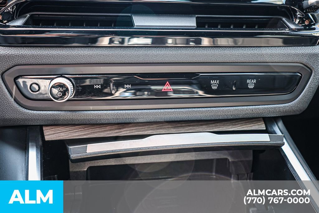 Used 2025 BMW i4 xDrive40i w/ Parking Assistance Package image 41