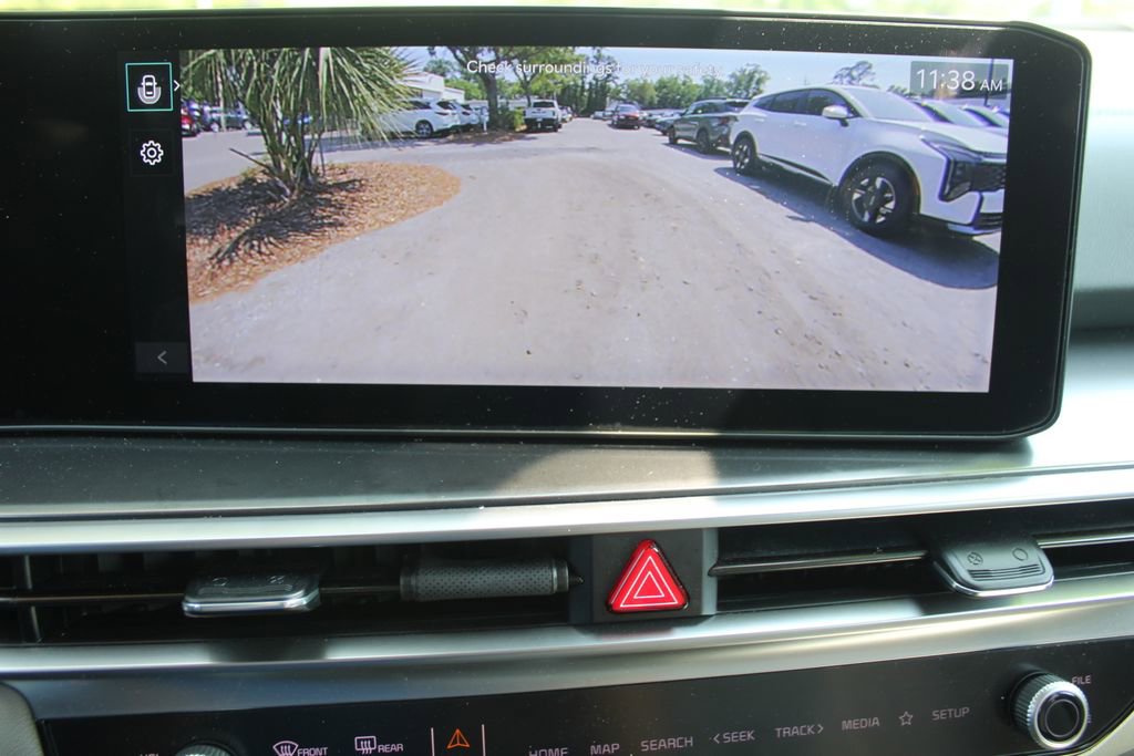 Certified 2025 Kia Sorento S w/ Panoramic Sunroof Package FWD image 53