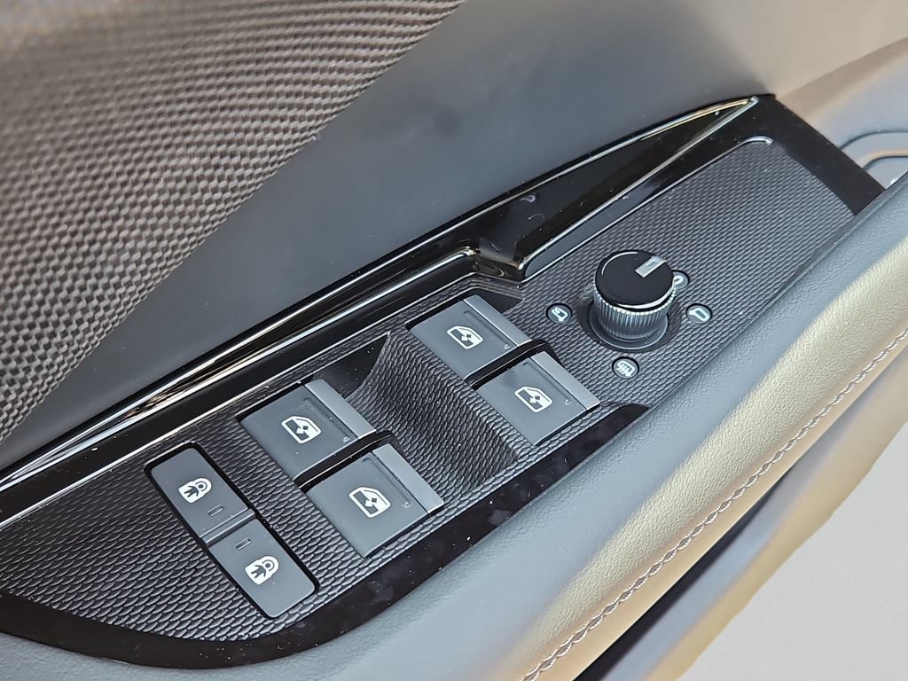 New 2026 Audi Q3 quattro 2.0T AWD/4WD image 19
