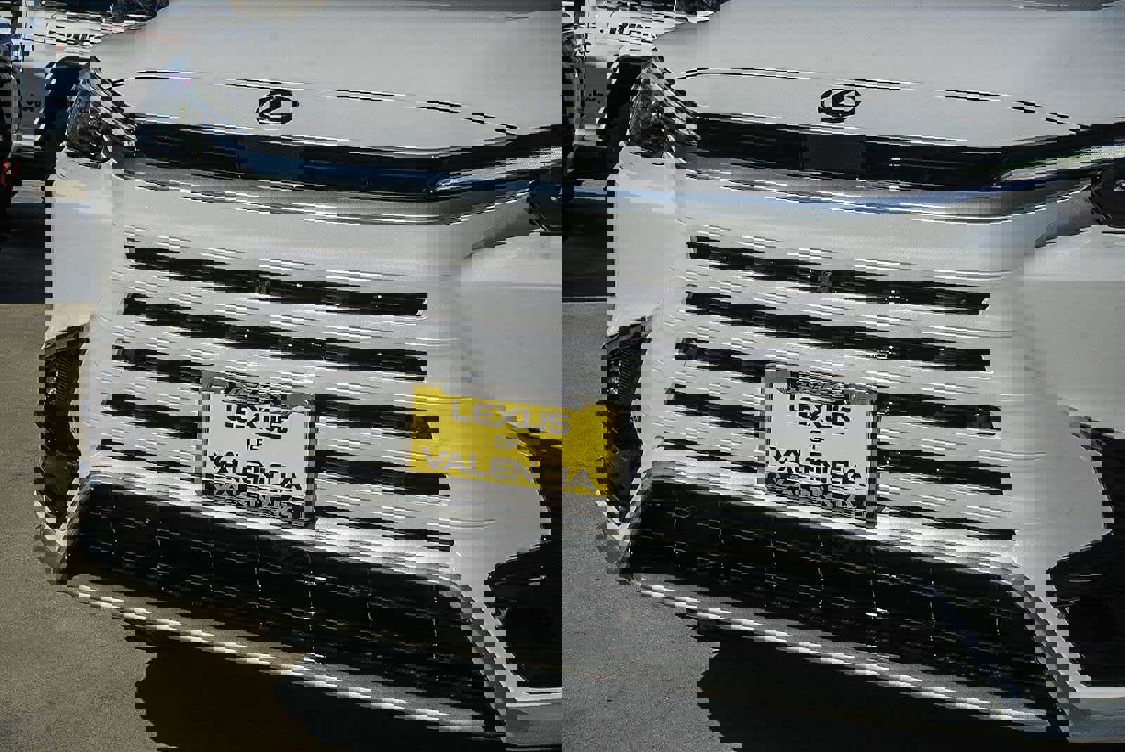 New 2026 Lexus TX 500h AWD image 8