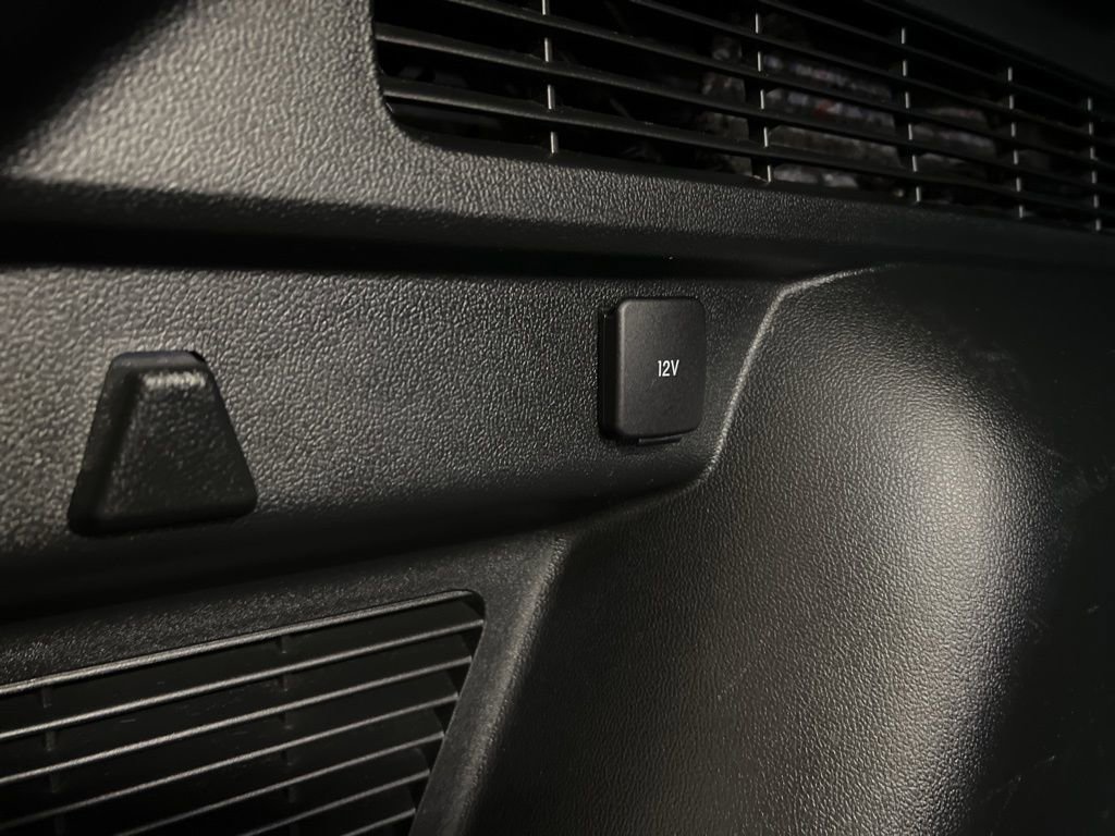 Certified 2020 Ford Escape Titanium image 37