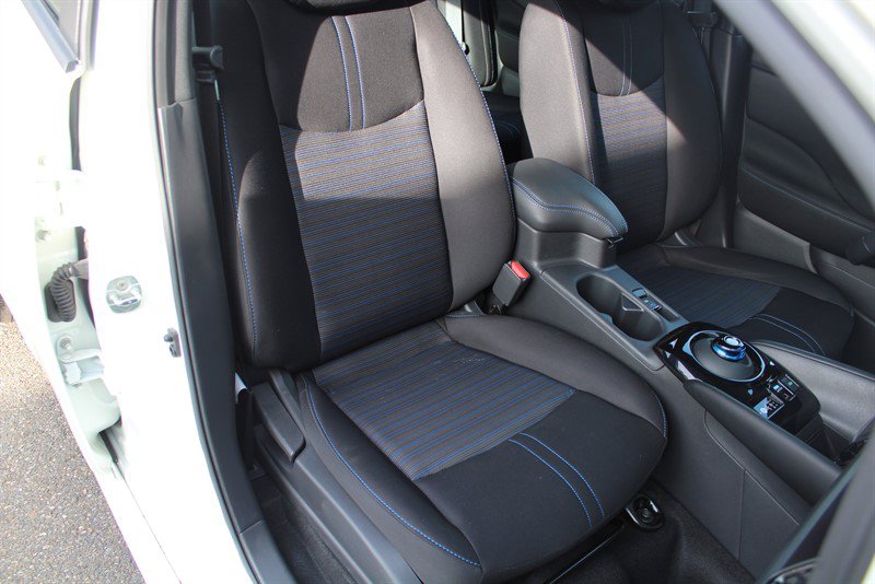 Used 2023 Nissan Leaf SV Plus w/ Protection Package FWD image 27