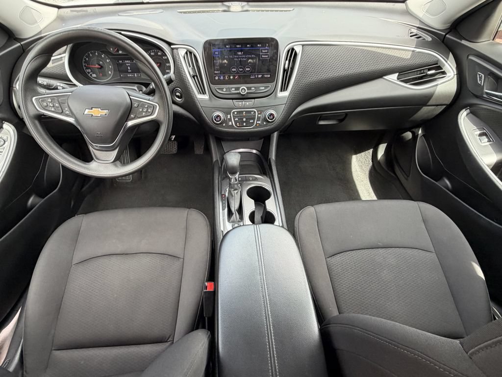 Used 2024 Chevrolet Malibu LT FWD image 13