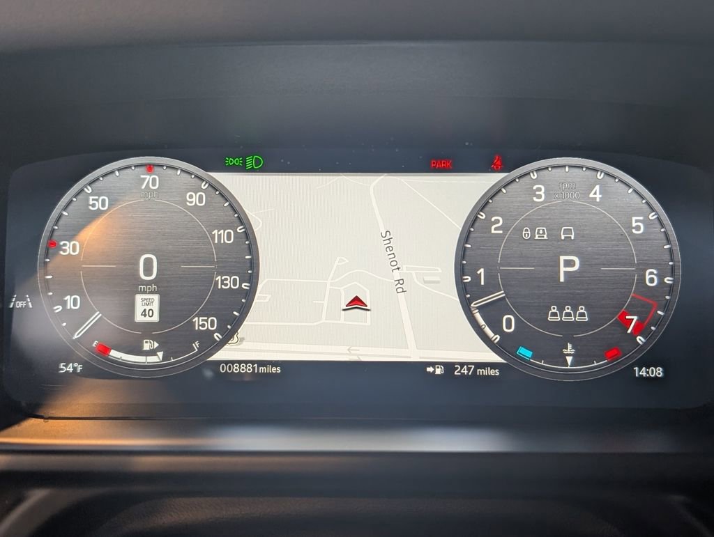 Used 2024 Land Rover Defender 110 SE image 18