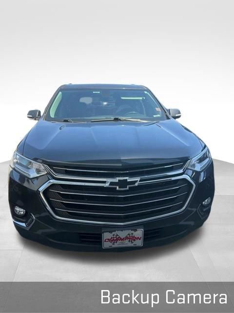 Used 2019 Chevrolet Traverse LT w/ LT Premium Package FWD image 3