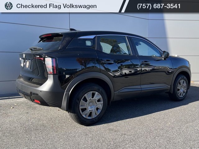 Used 2025 Nissan Kicks S image 7