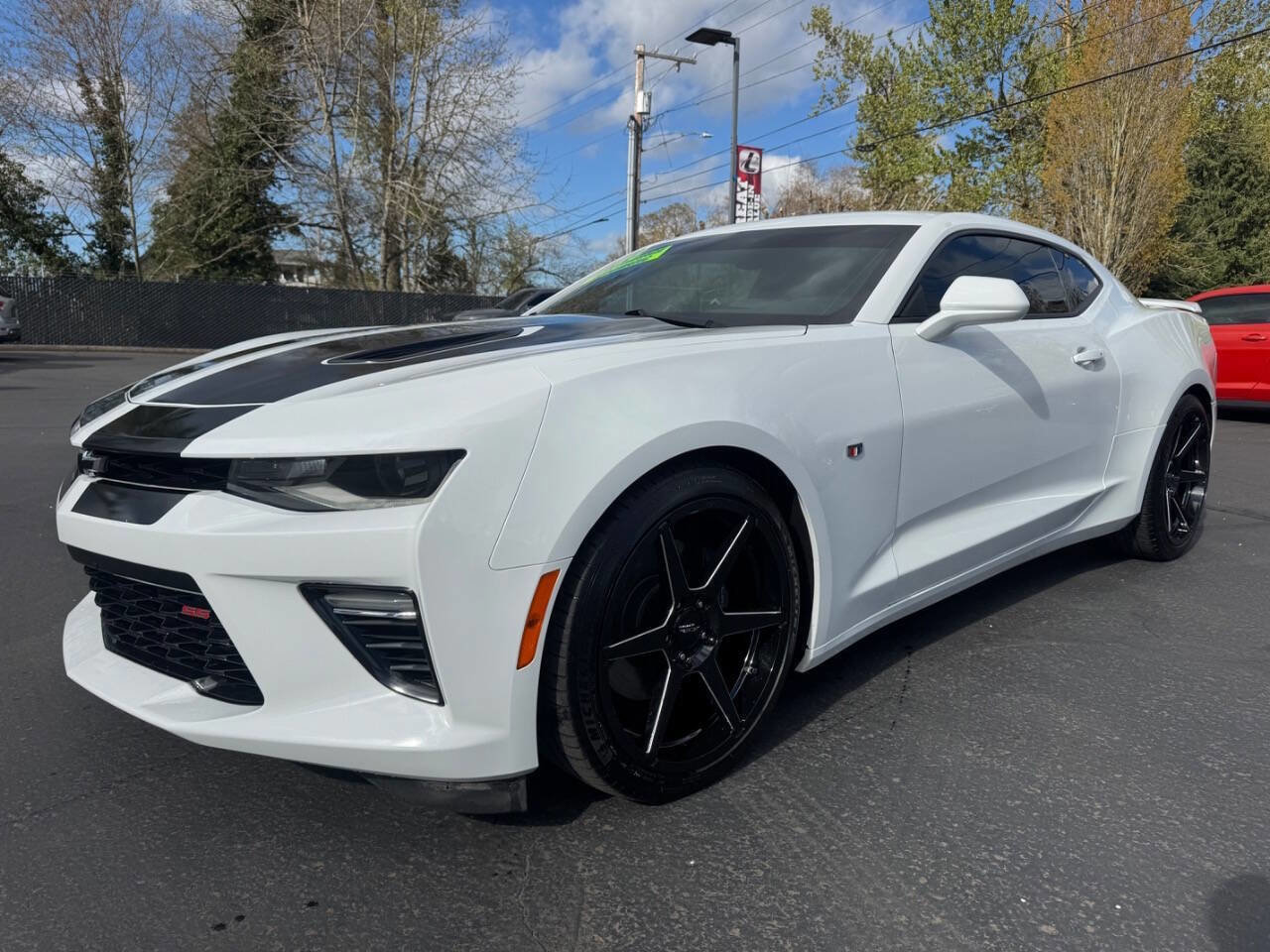 Used 2018 Chevrolet Camaro SS image 1