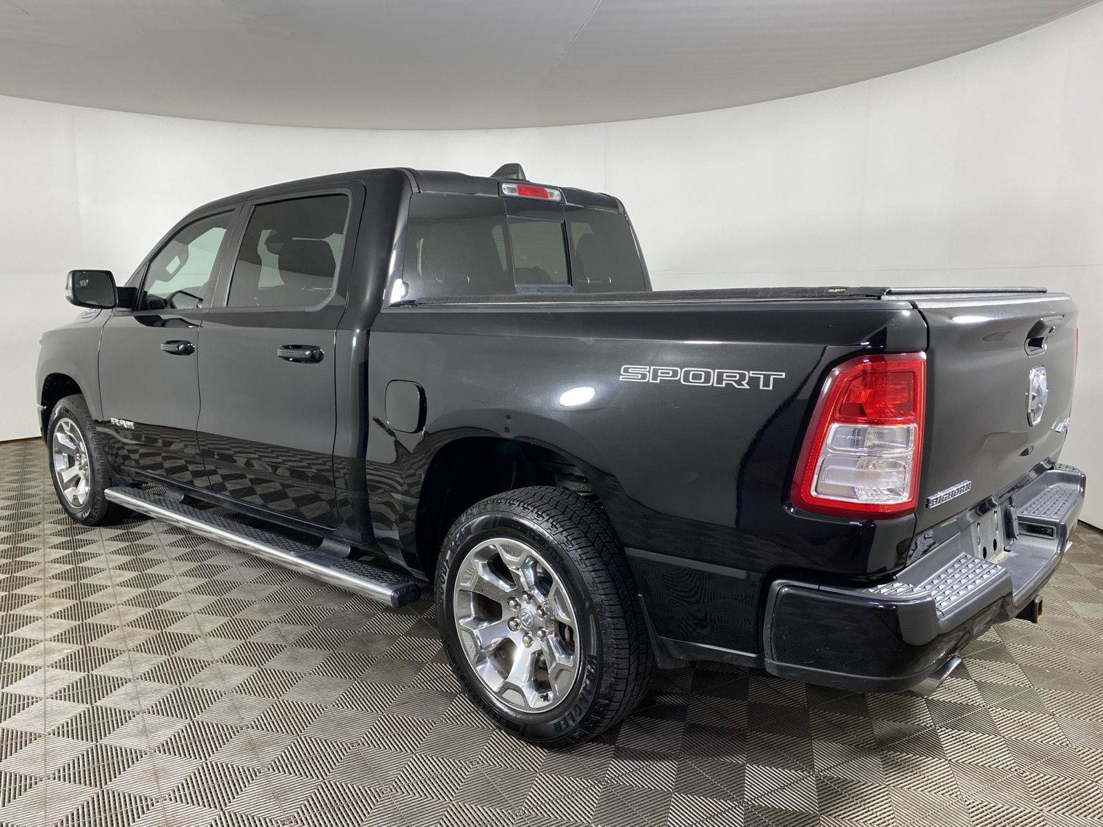Used 2021 RAM 1500 Big Horn AWD/4WD image 5