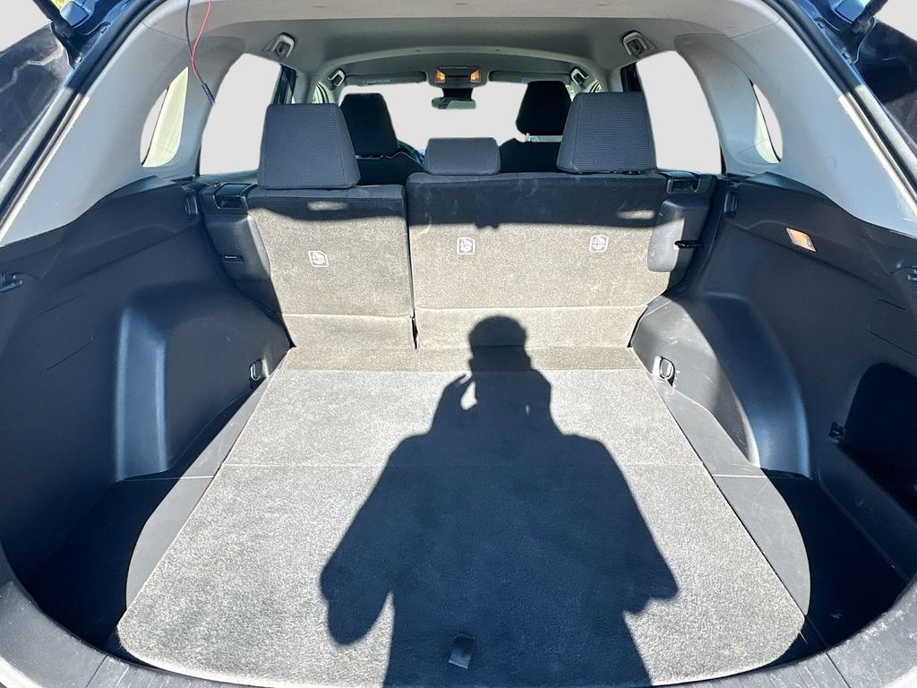 Used 2021 Toyota RAV4 LE image 34