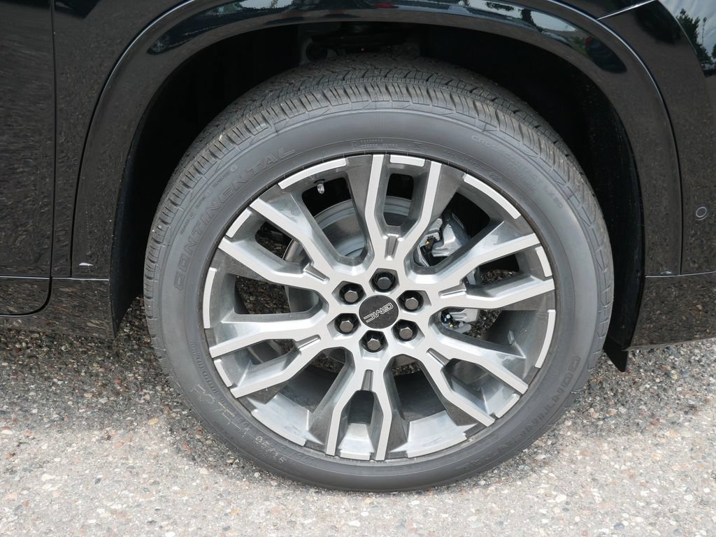 New 2026 GMC Acadia Denali Ultimate w/ LPO, Floor Liner Package AWD/4WD image 3