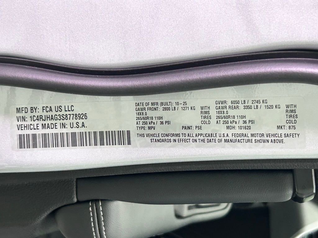 New 2025 Jeep Grand Cherokee Laredo X w/ Trailer Tow Package image 30