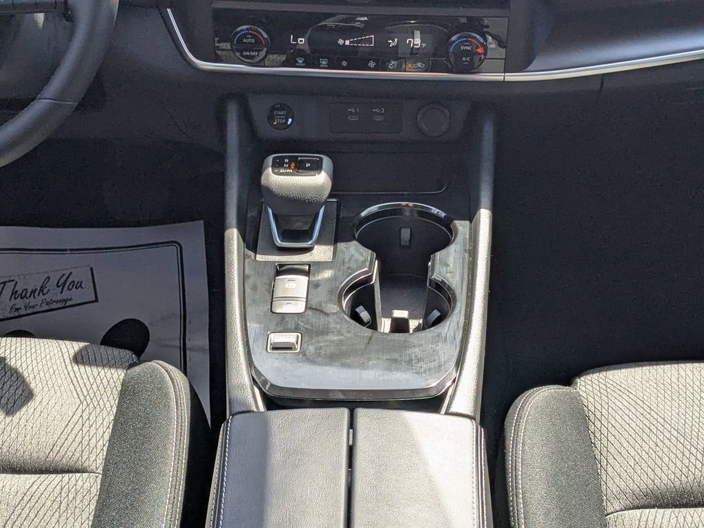 Used 2026 Nissan Rogue SV image 18
