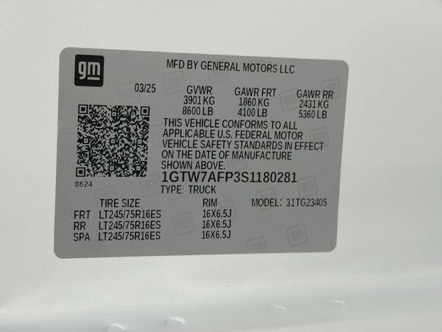 Used 2025 GMC Savana 2500 w/ Driver Convenience Package RWD image 23