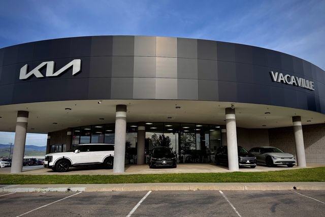 Certified 2024 Kia EV9 Light Long Range RWD image 45