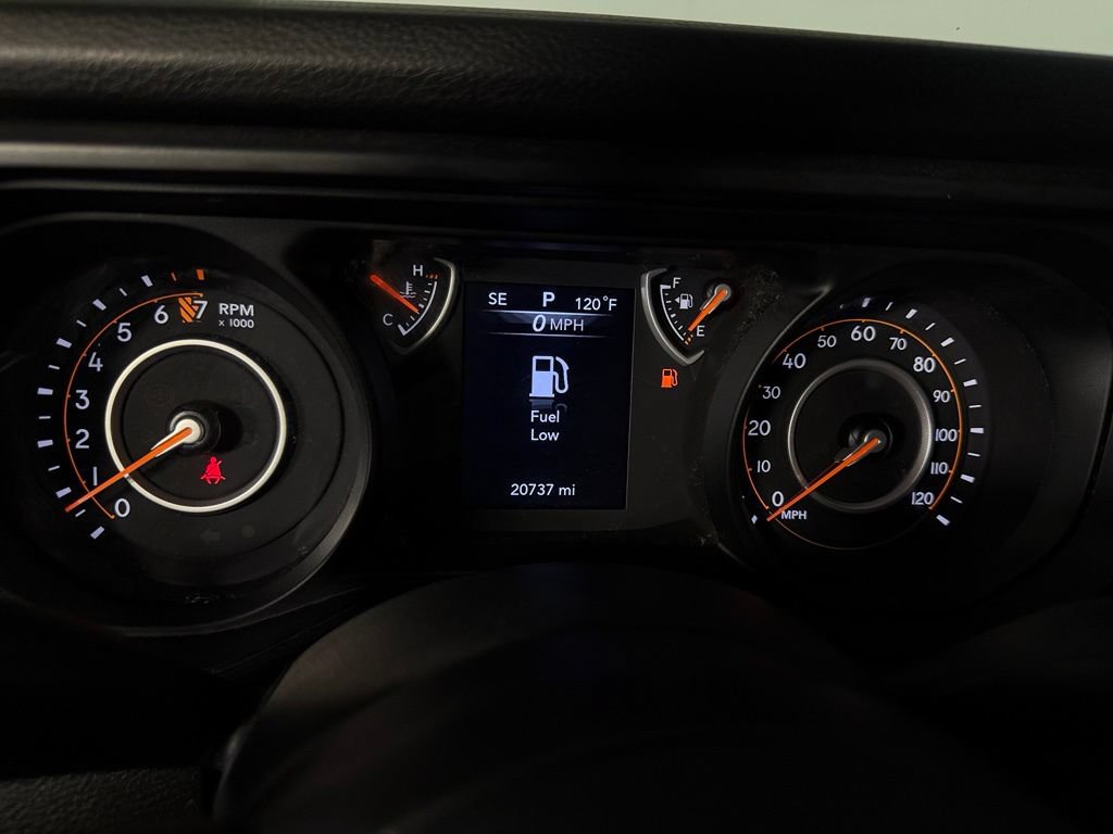 Certified 2024 Jeep Gladiator Sport AWD/4WD image 17