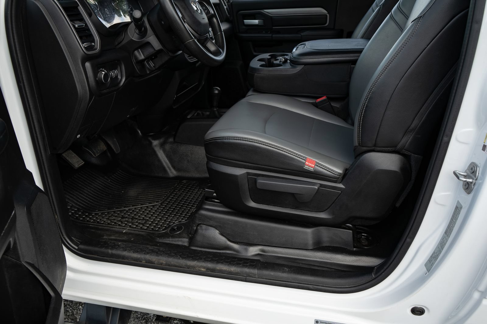 Used 2019 RAM 5500 Tradesman AWD/4WD image 16