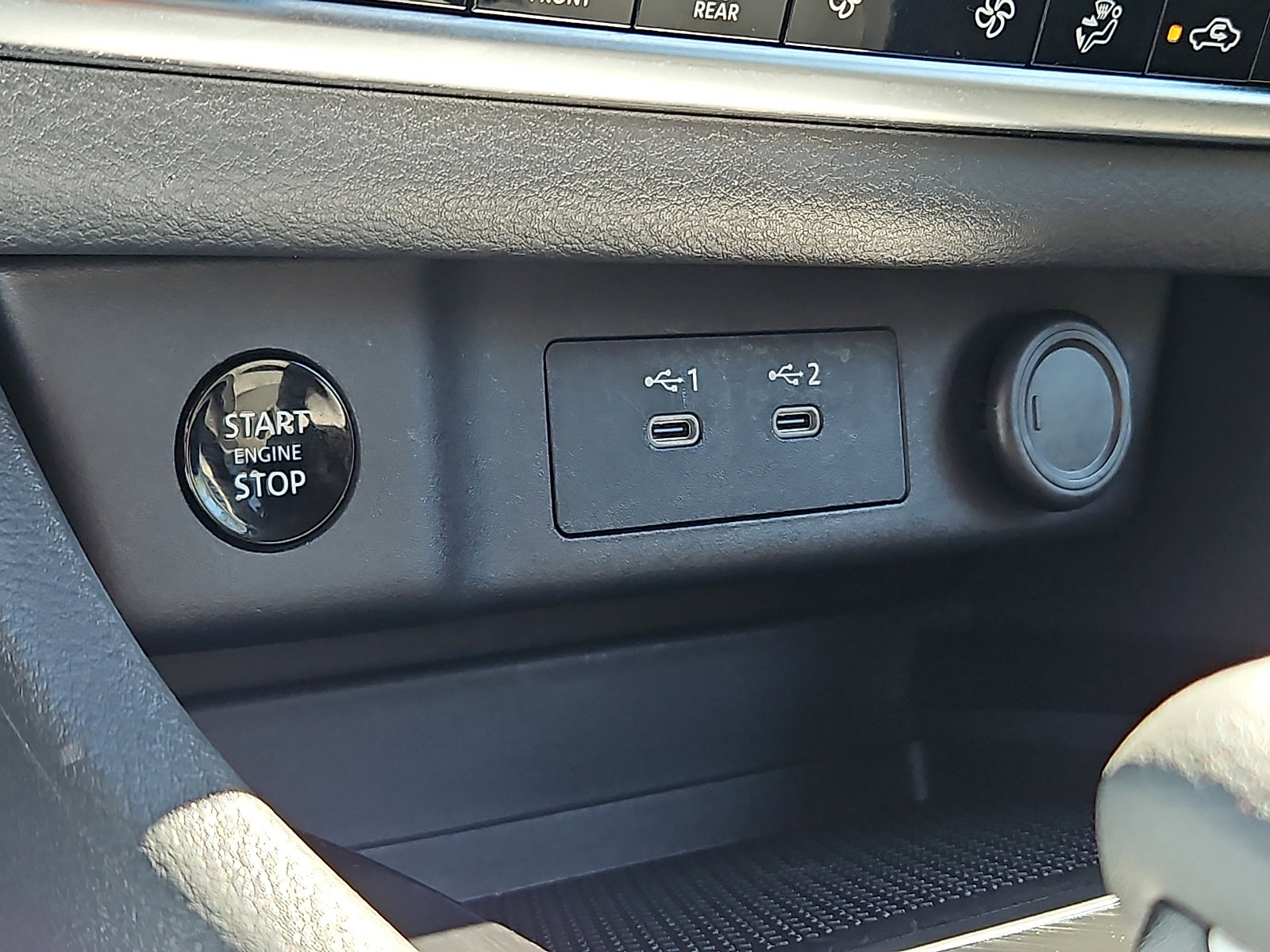 Certified 2026 Nissan Rogue SV image 21