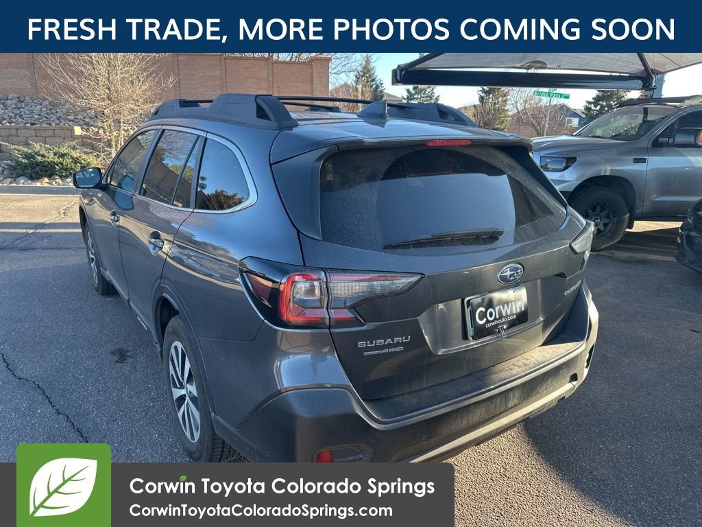 Used 2020 Subaru Outback Premium image 5