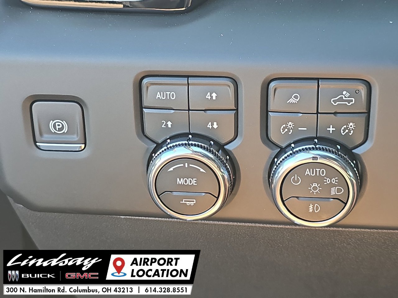 New 2026 GMC Sierra 1500 Denali w/ Denali Reserve Package AWD/4WD image 19