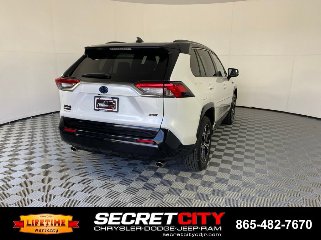 Used 2023 Toyota RAV4 XSE w/ Weather Package AWD/4WD image 7
