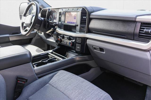 Used 2024 Ford F350 XLT image 27