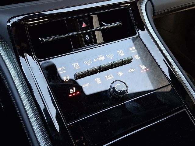 New 2025 Porsche Panamera 4 image 16