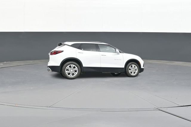 Used 2022 Chevrolet Blazer LT image 47