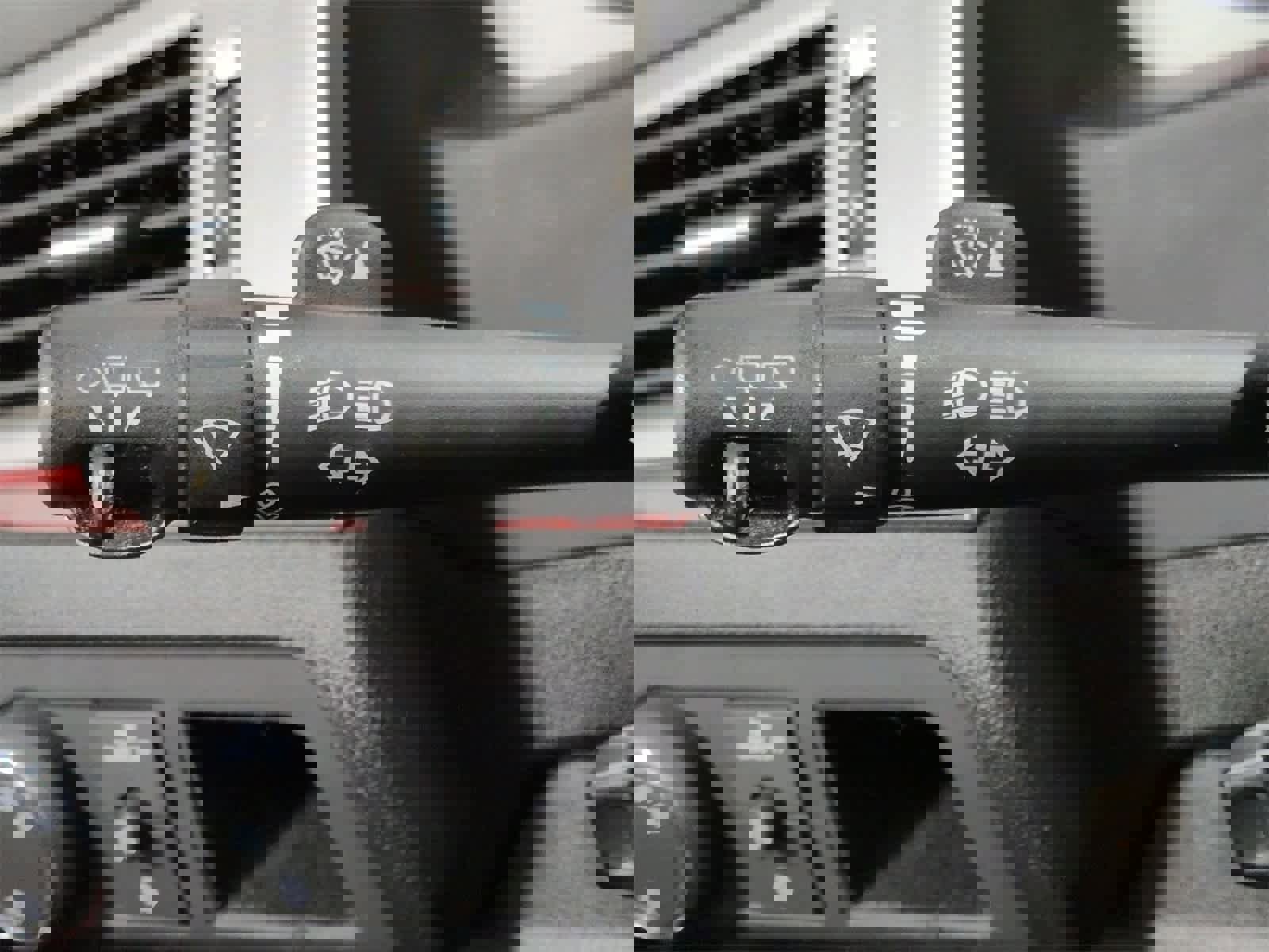 Used 2012 Cadillac Escalade Luxury image 28