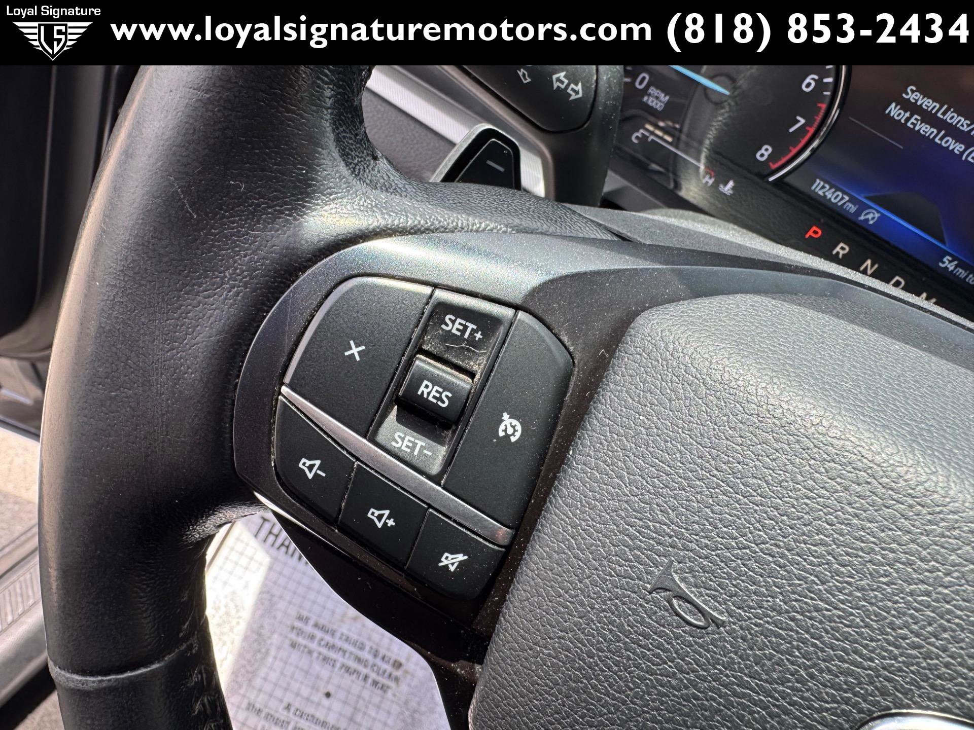 Used 2020 Ford Explorer XLT image 32