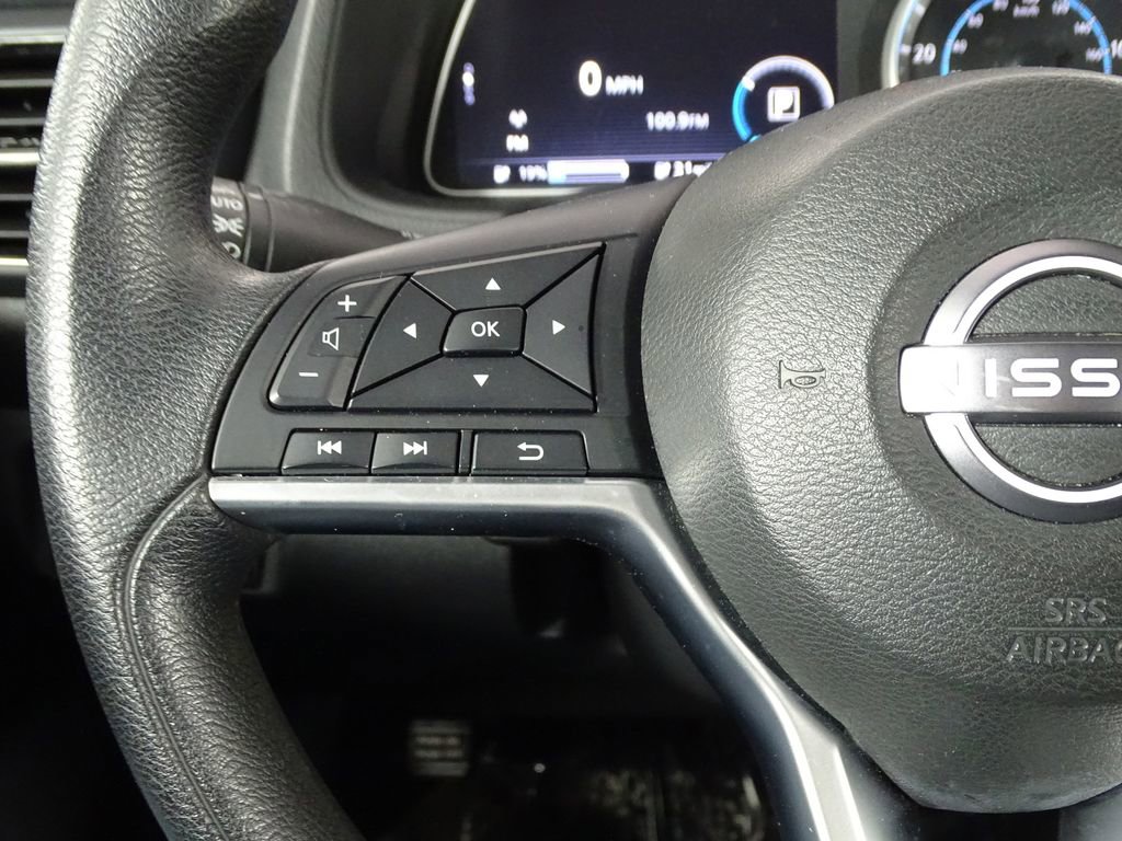 Used 2023 Nissan Leaf S image 23