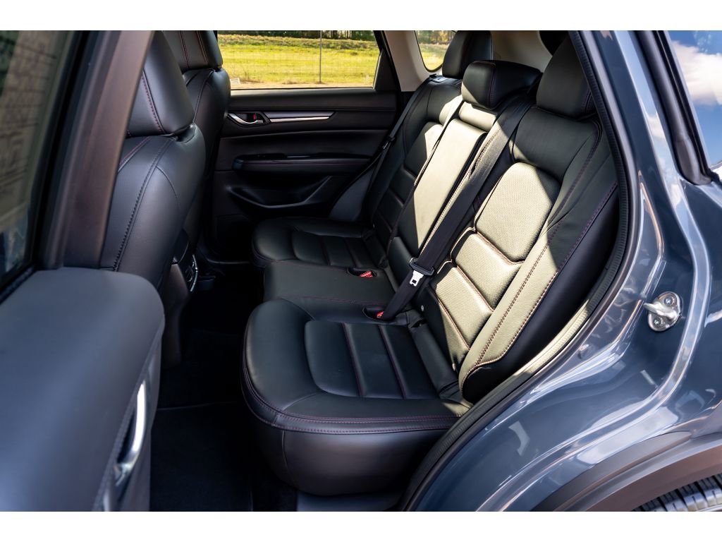 Used 2024 MAZDA CX-5 Carbon Edition image 13