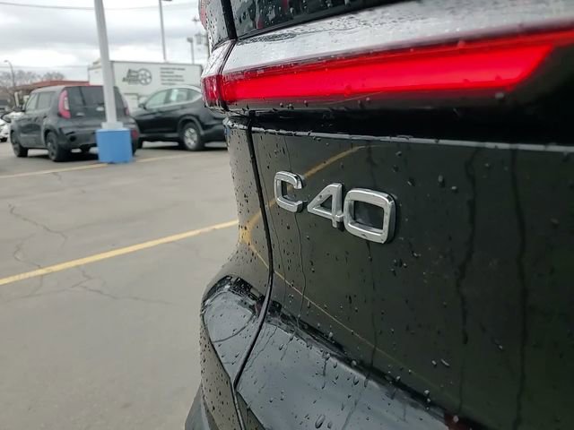 Used 2023 Volvo C40 P8 Recharge Ultimate image 7